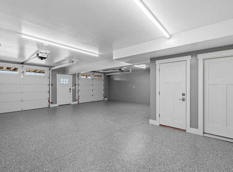 garage-flooring-ideas-metallic